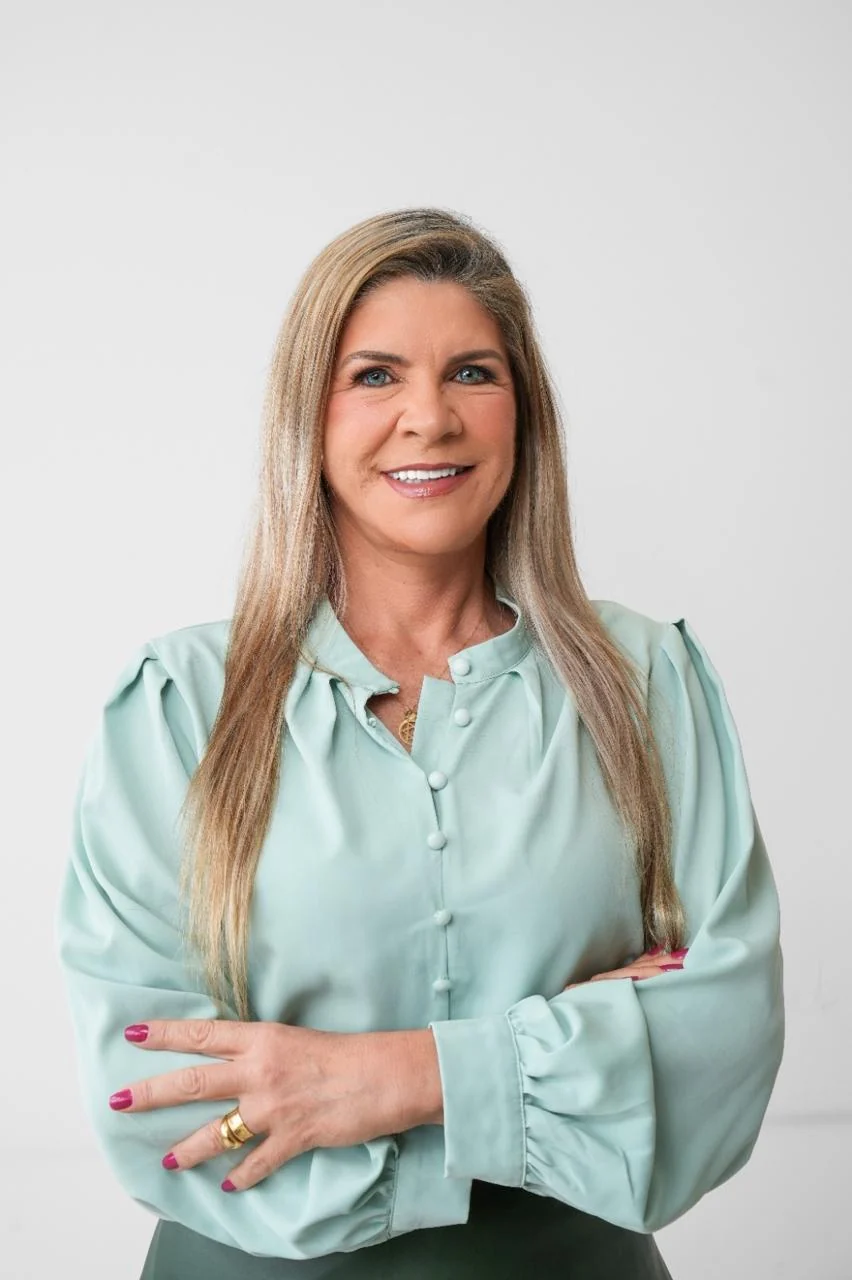 Simone Sabin em retrato de campanha